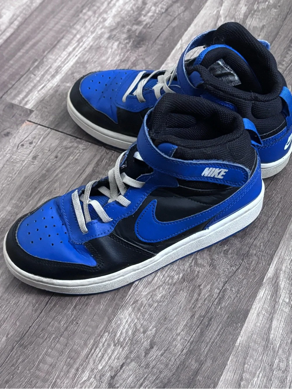Nike Kids High-Top Sneakers in Blue and Black